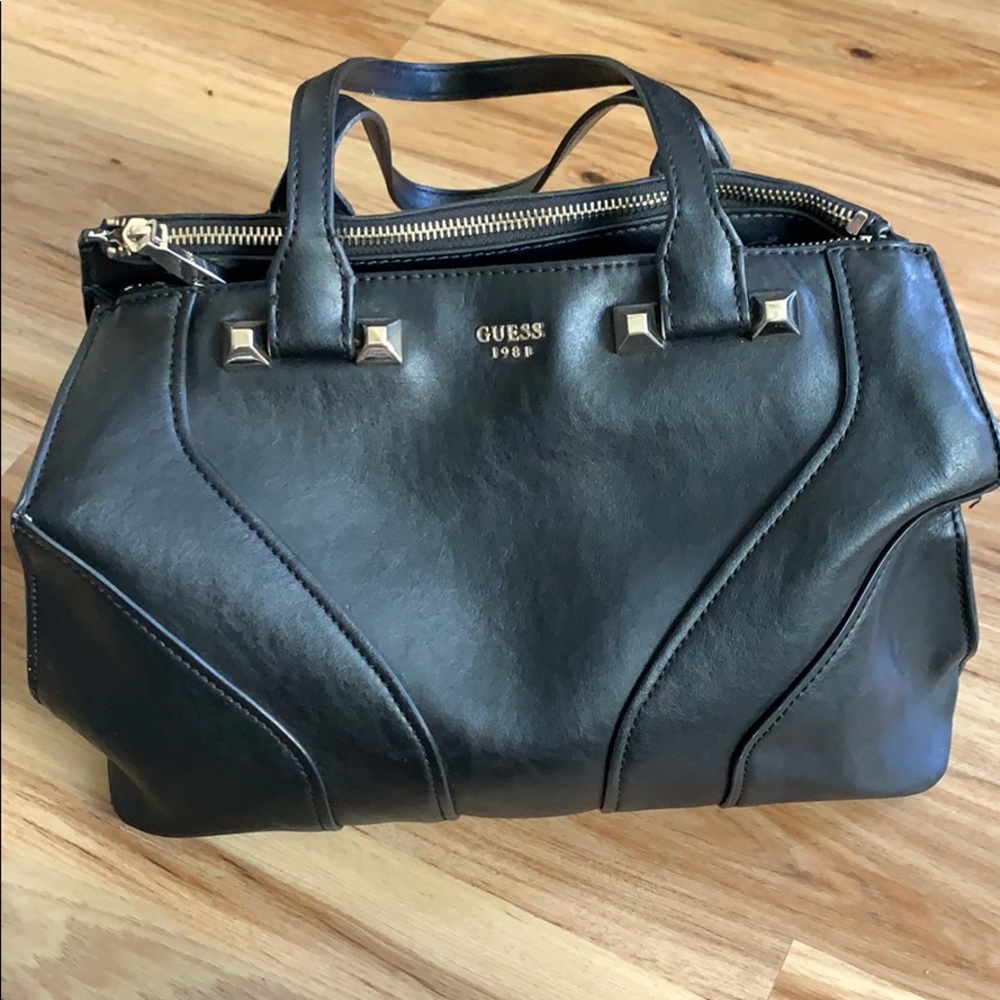 Guess purse